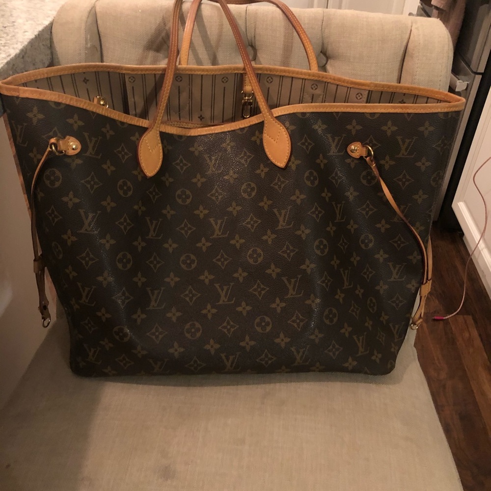 Authentic Neverfull GM USED- Louis Vuitton